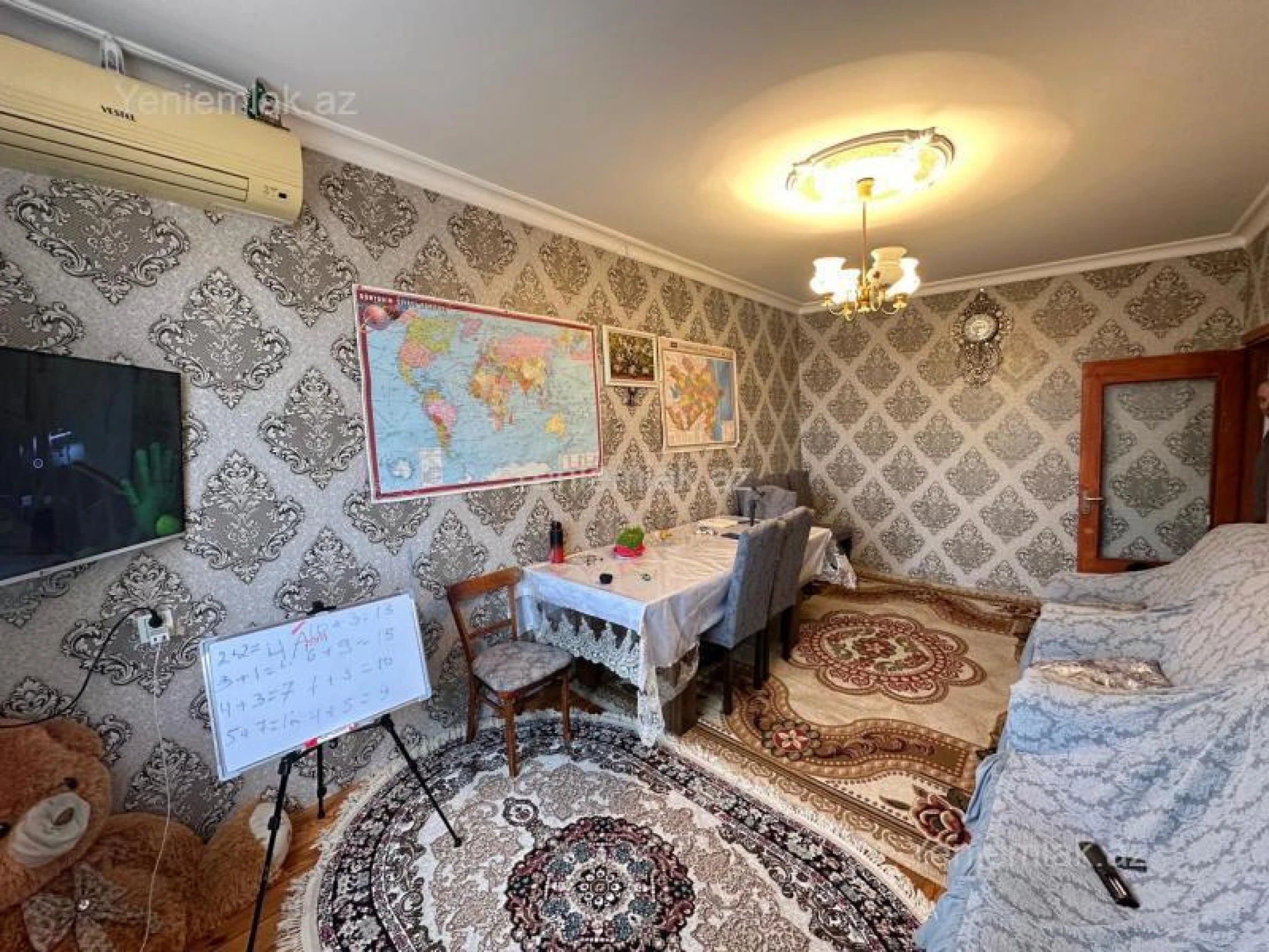 Satılır 3 otaqlı köhnə tikili 75 m²