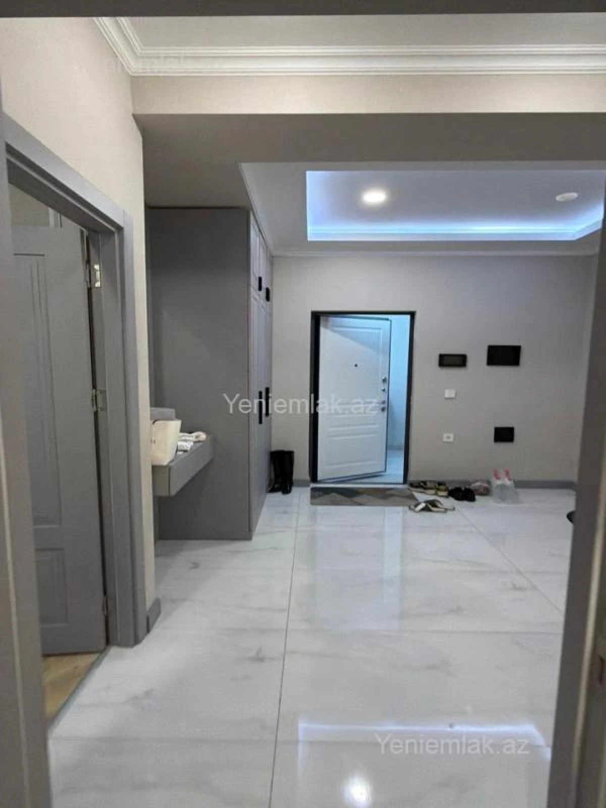 Satılır 2 otaqlı yeni tikili 65 m²