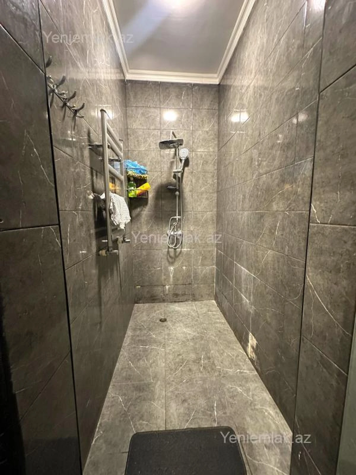 Satılır 16 otaqlı obyekt 1050 m²