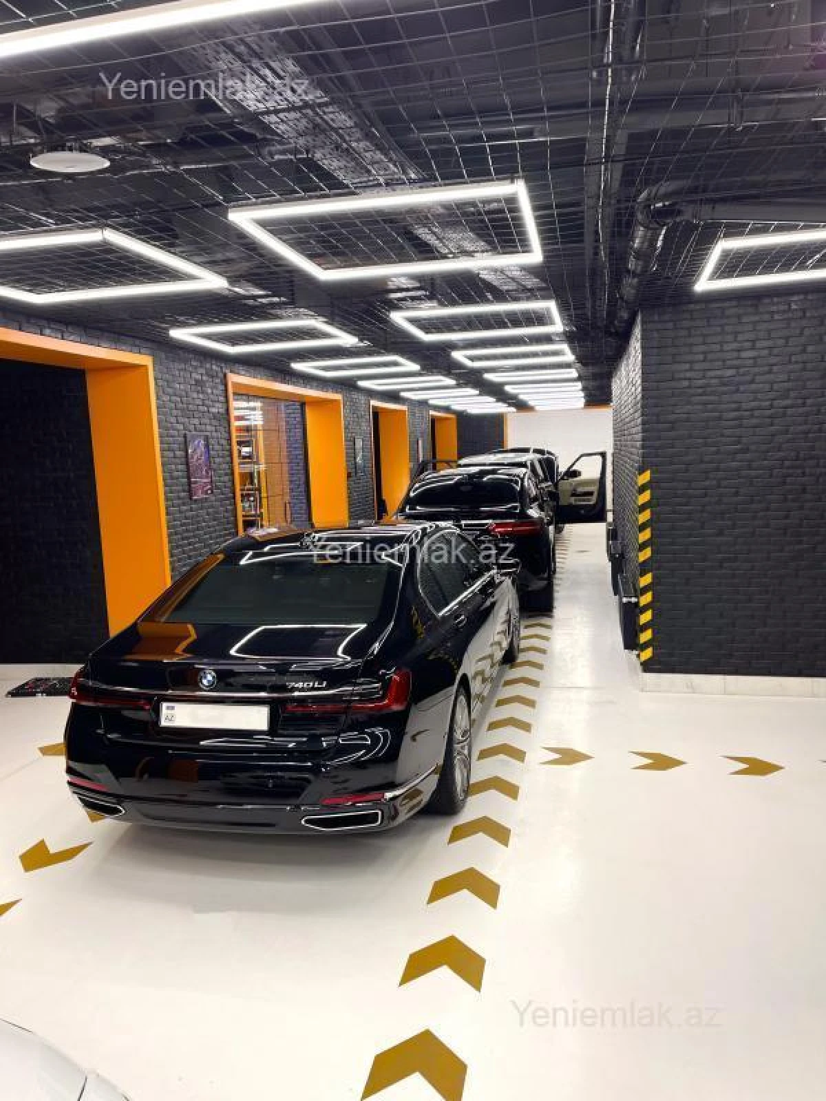 Satılır 16 otaqlı obyekt 1050 m²