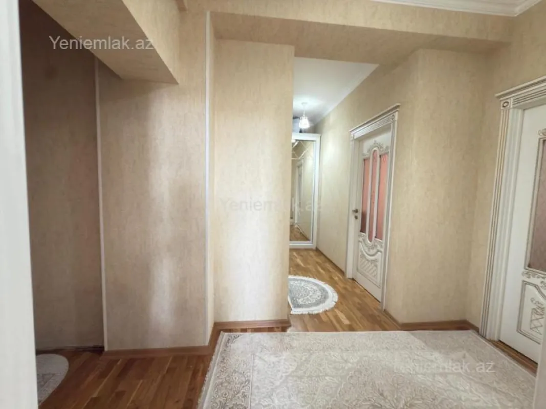 Satılır 3 otaqlı yeni tikili 87 m²