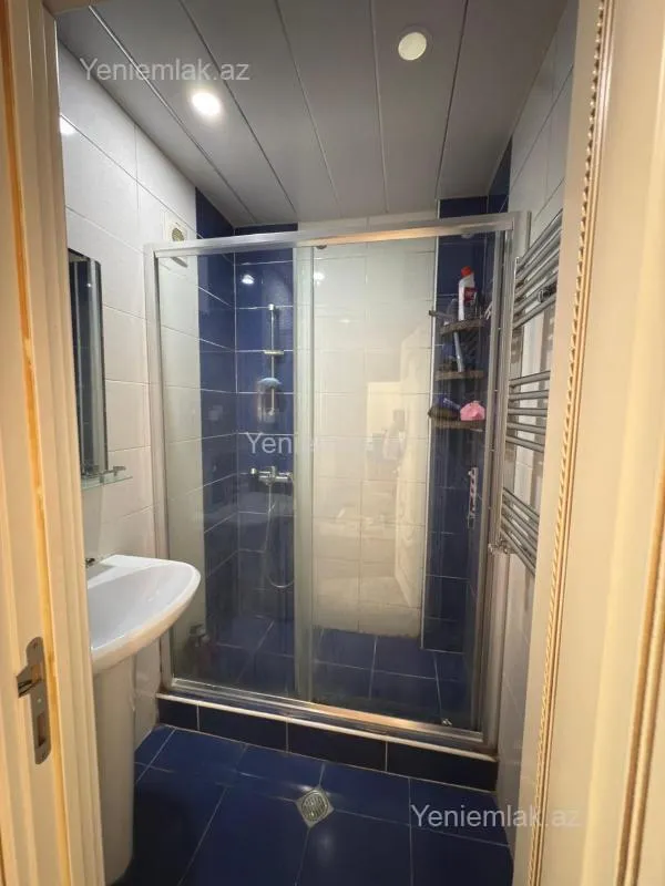 Satılır 3 otaqlı yeni tikili 87 m²