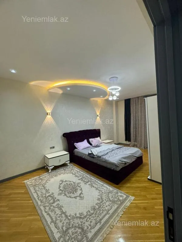 Satılır 3 otaqlı yeni tikili 150 m²