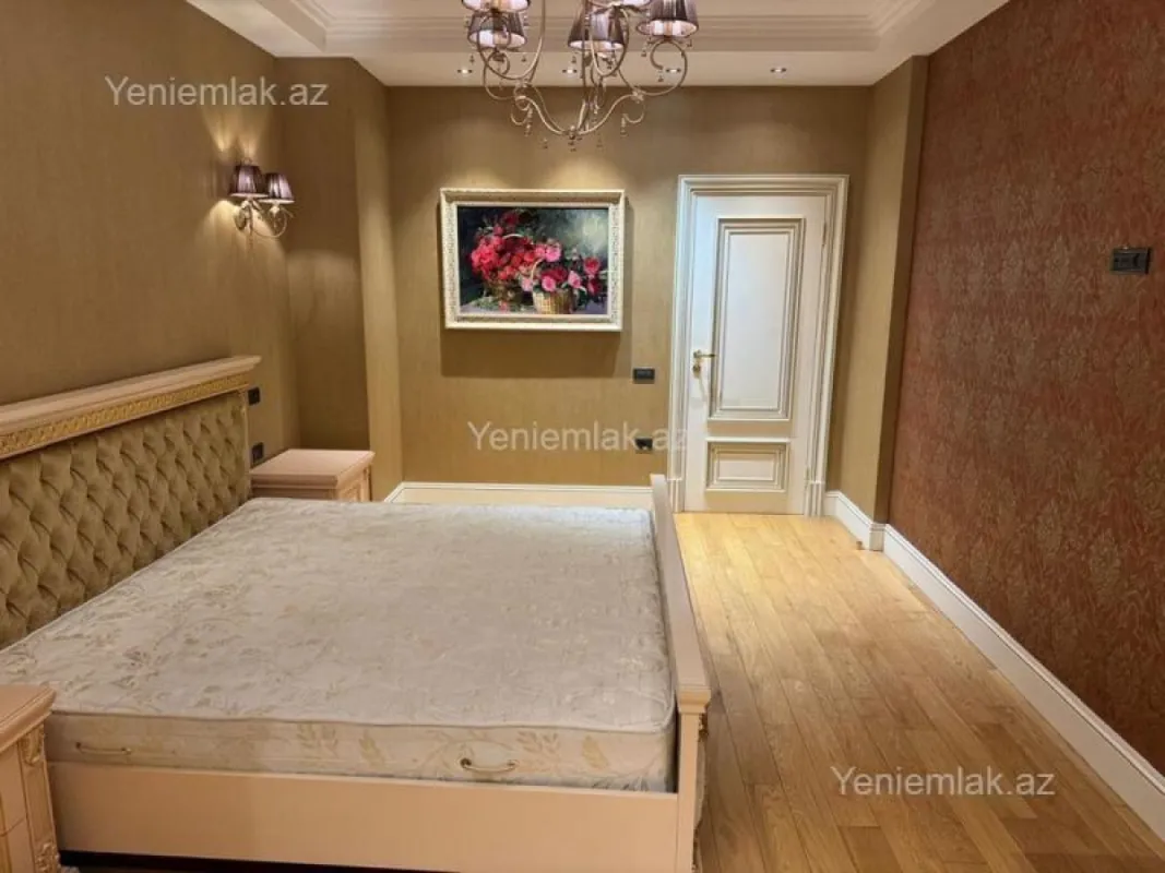 Satılır 4 otaqlı yeni tikili 200 m²