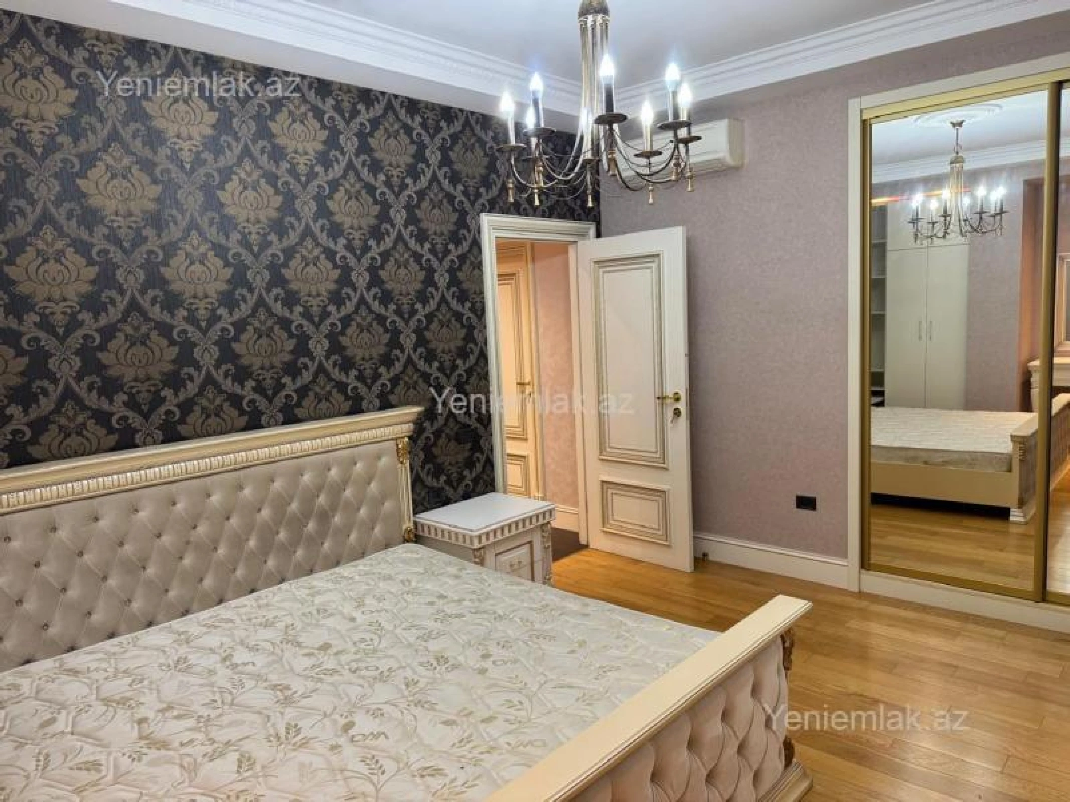 Satılır 4 otaqlı yeni tikili 200 m²