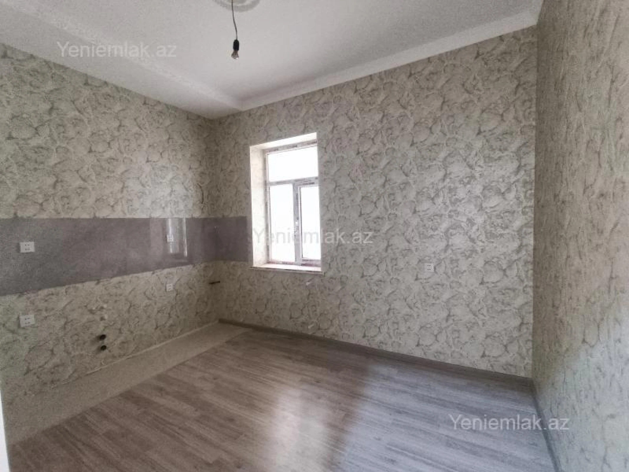 Satılır 4 otaqlı həyət evi 121 m²