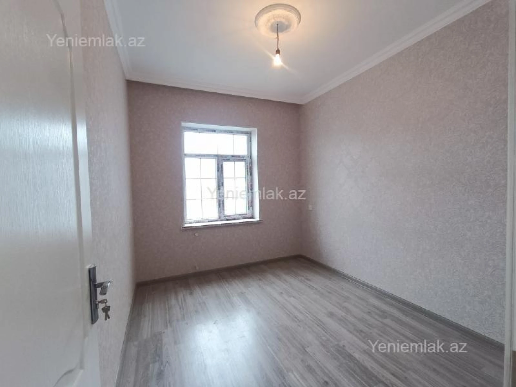 Satılır 4 otaqlı həyət evi 121 m²