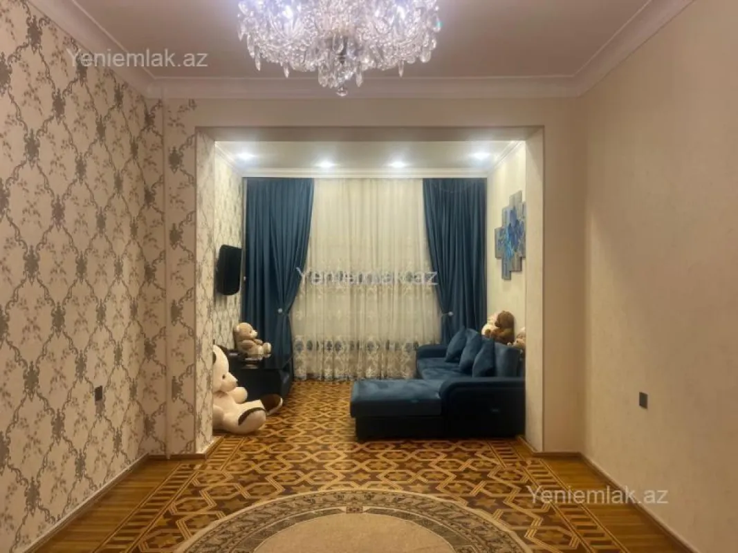 Satılır 3 otaqlı köhnə tikili 120 m²