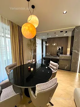 Satılır 3 otaqlı yeni tikili 155 m²