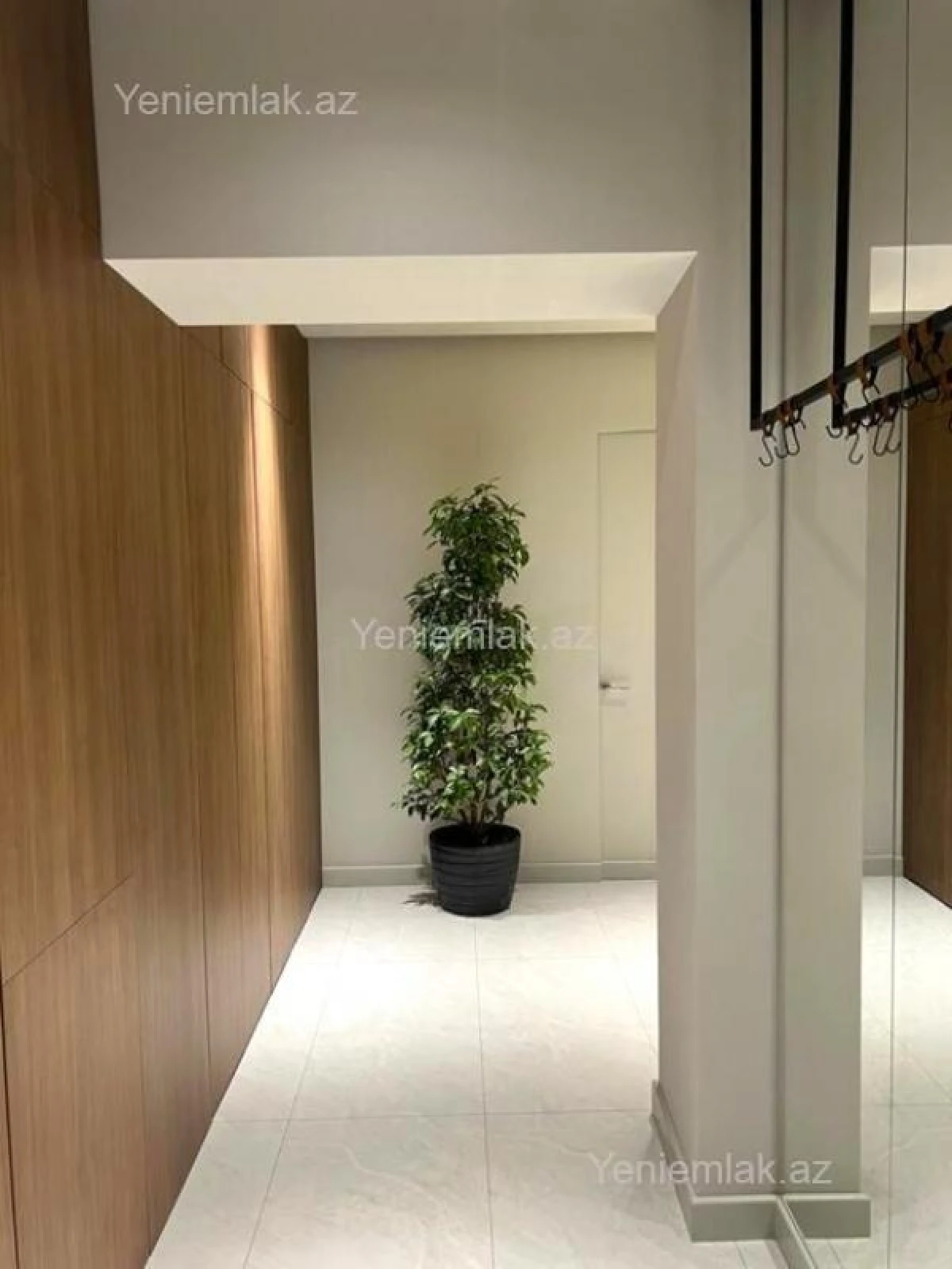 Satılır 3 otaqlı yeni tikili 155 m²