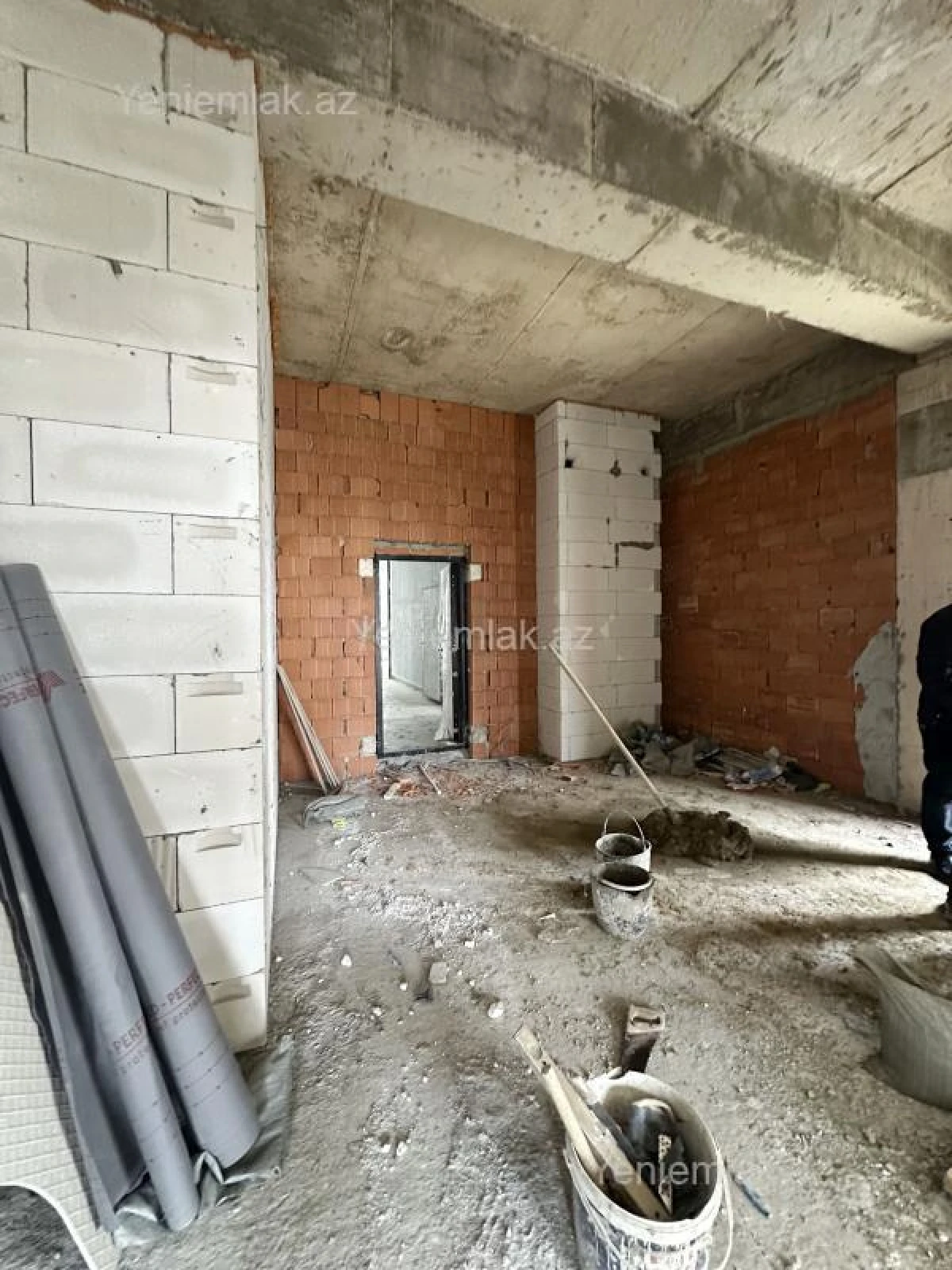 Satılır 2 otaqlı yeni tikili 80 m²