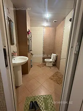 Satılır 2 otaqlı yeni tikili 70 m²
