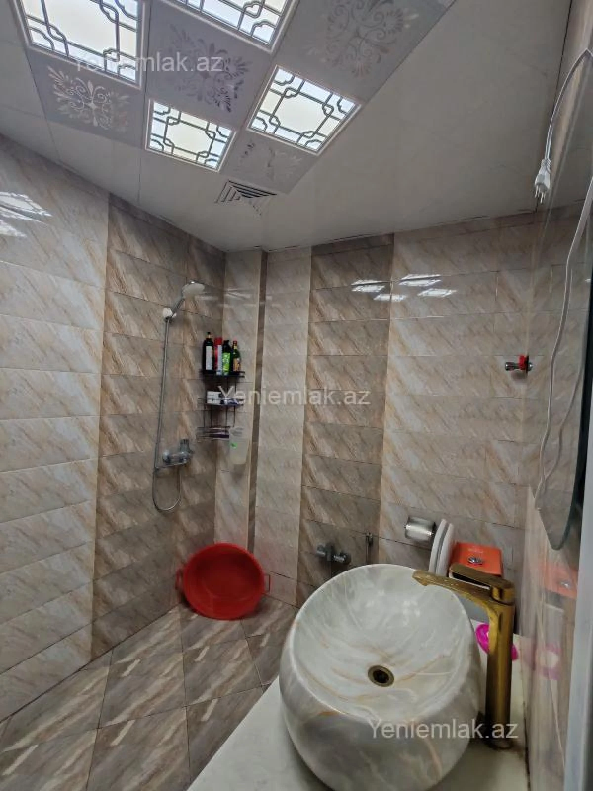 Satılır 3 otaqlı yeni tikili 63 m²