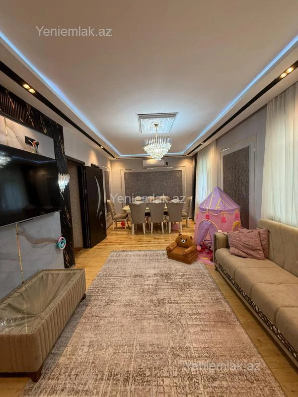 Satılır 5 otaqlı həyət evi 220 m²