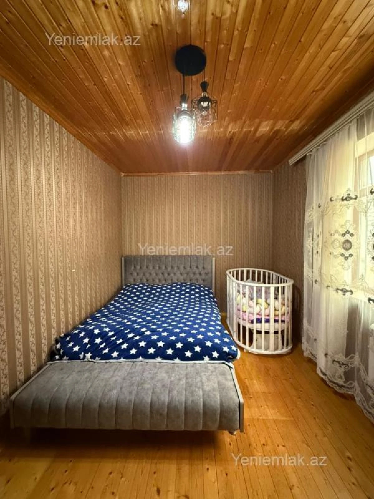 Satılır 5 otaqlı həyət evi 220 m²