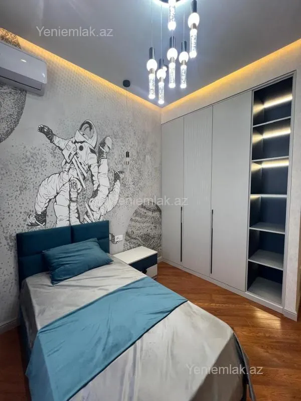 Satılır 4 otaqlı yeni tikili 145 m²