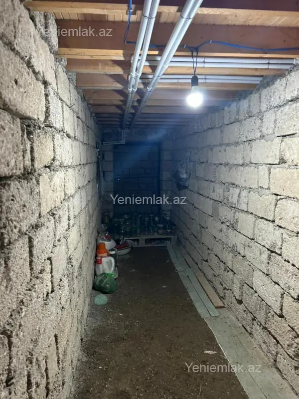Satılır 4 otaqlı həyət evi 140 m²
