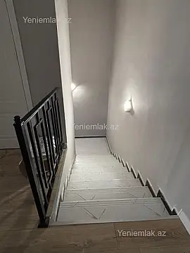 Satılır 5 otaqlı həyət evi 170 m²