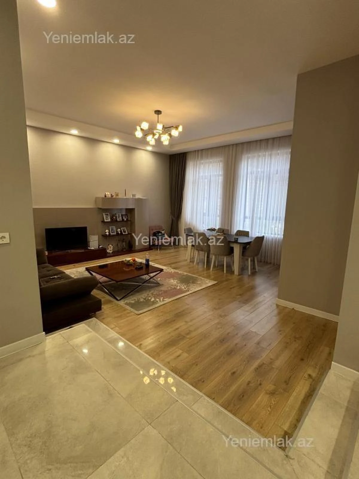 Satılır 5 otaqlı həyət evi 170 m²