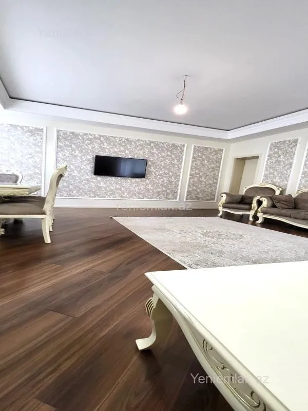 Satılır 4 otaqlı yeni tikili 145 m²