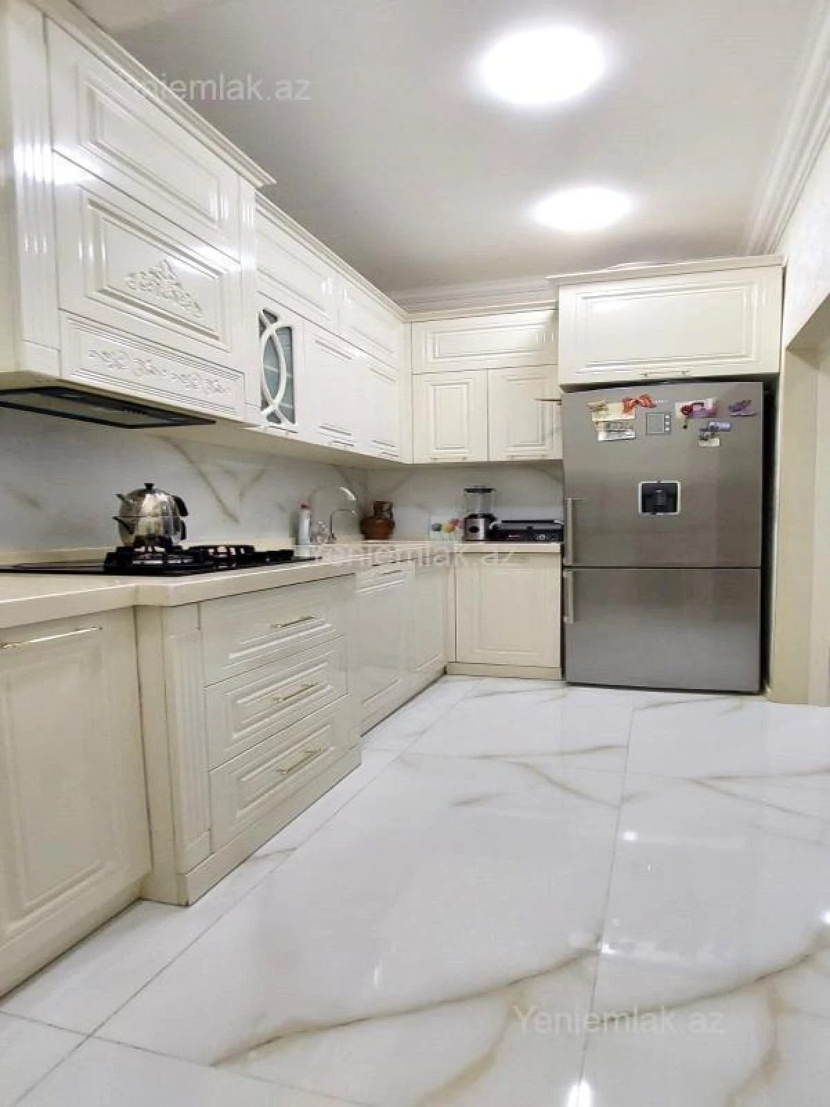 Satılır 4 otaqlı yeni tikili 145 m²