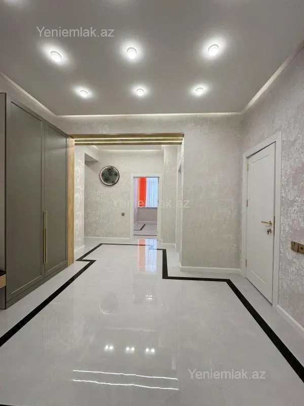 Satılır 2 otaqlı yeni tikili 84 m²