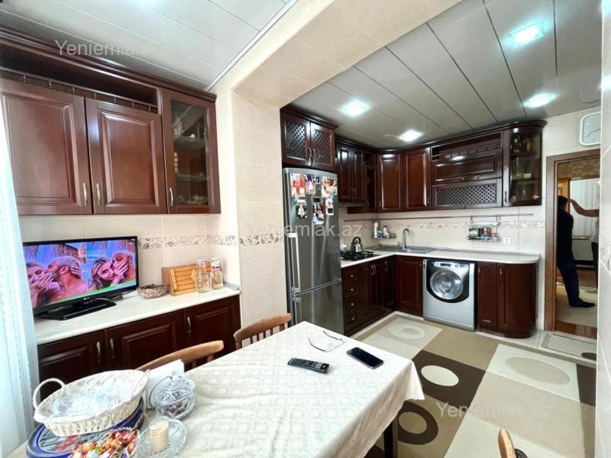 Satılır 5 otaqlı köhnə tikili 125 m²