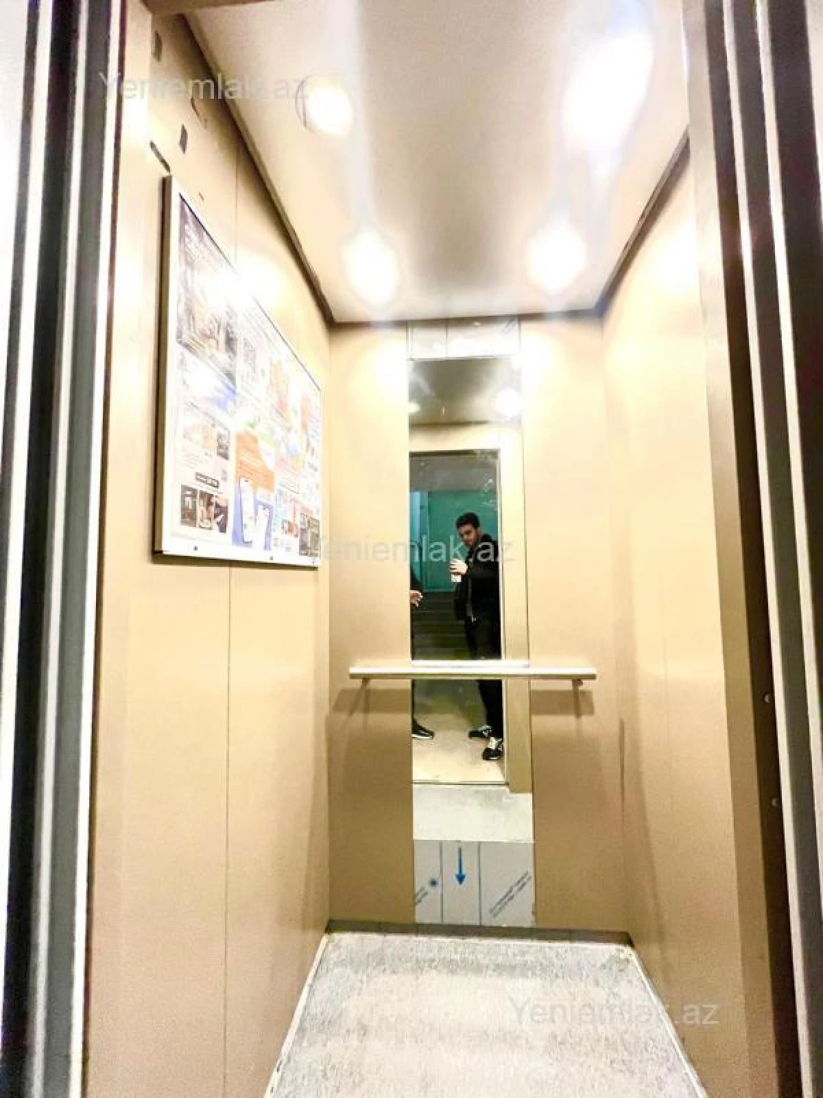 Satılır 5 otaqlı köhnə tikili 125 m²