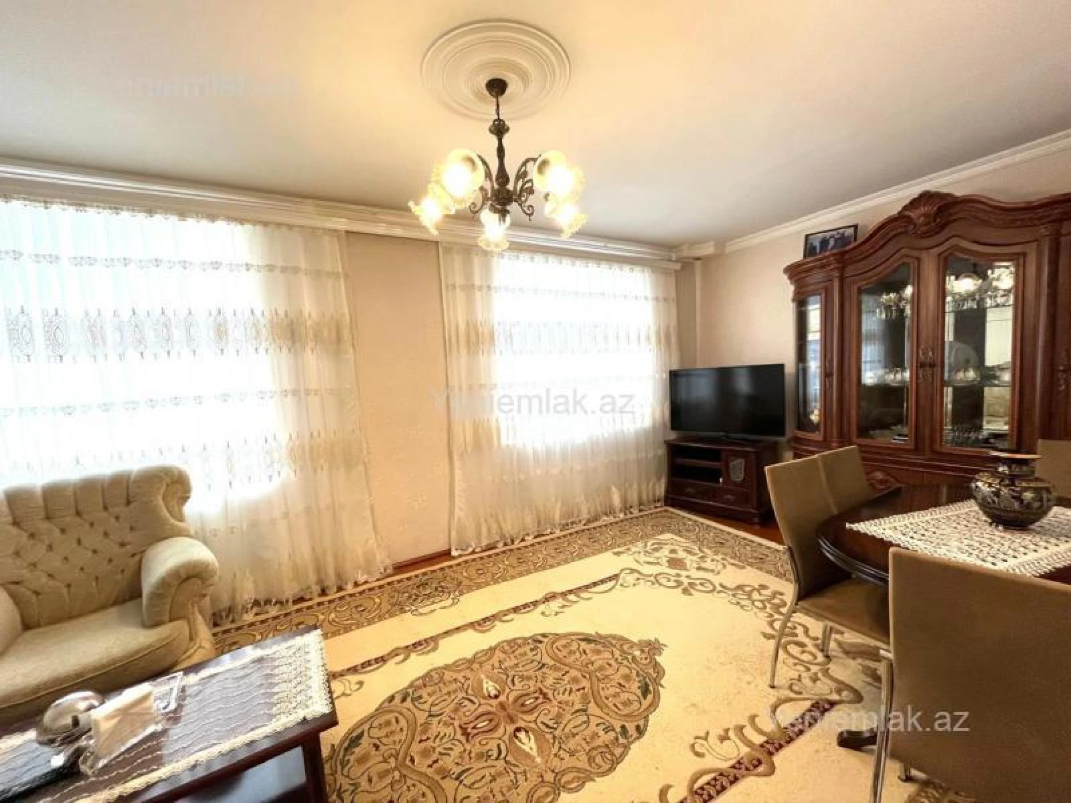 Satılır 5 otaqlı köhnə tikili 125 m²