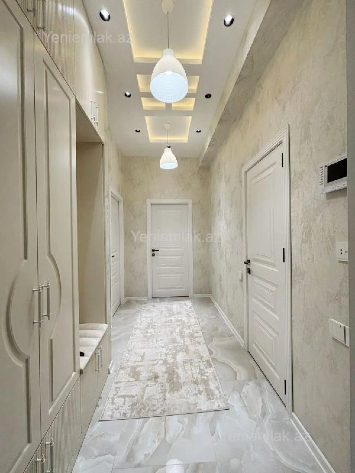 Satılır 2 otaqlı yeni tikili 63 m²