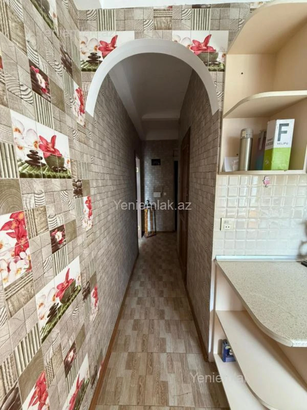 Satılır 1 otaqlı köhnə tikili 39 m²