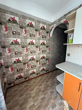 Satılır 1 otaqlı köhnə tikili 39 m²