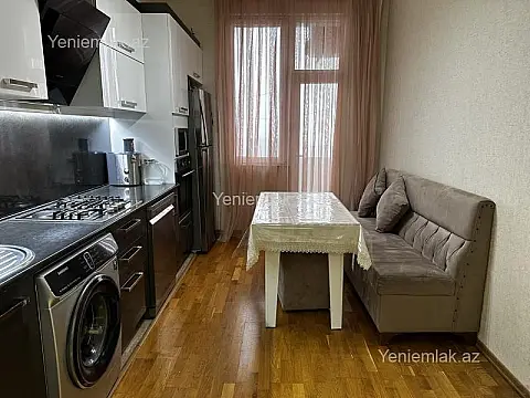 Satılır 2 otaqlı yeni tikili 70 m²