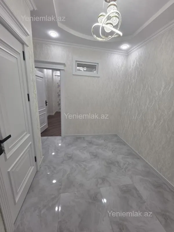 Satılır 3 otaqlı yeni tikili 105 m²