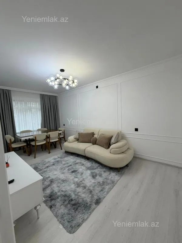 Satılır 2 otaqlı köhnə tikili 62 m²