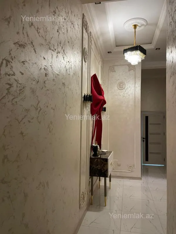 Satılır 2 otaqlı yeni tikili 72 m²