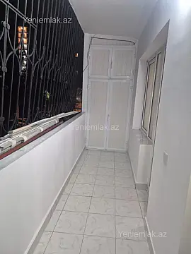 Satılır 2 otaqlı köhnə tikili 70 m²
