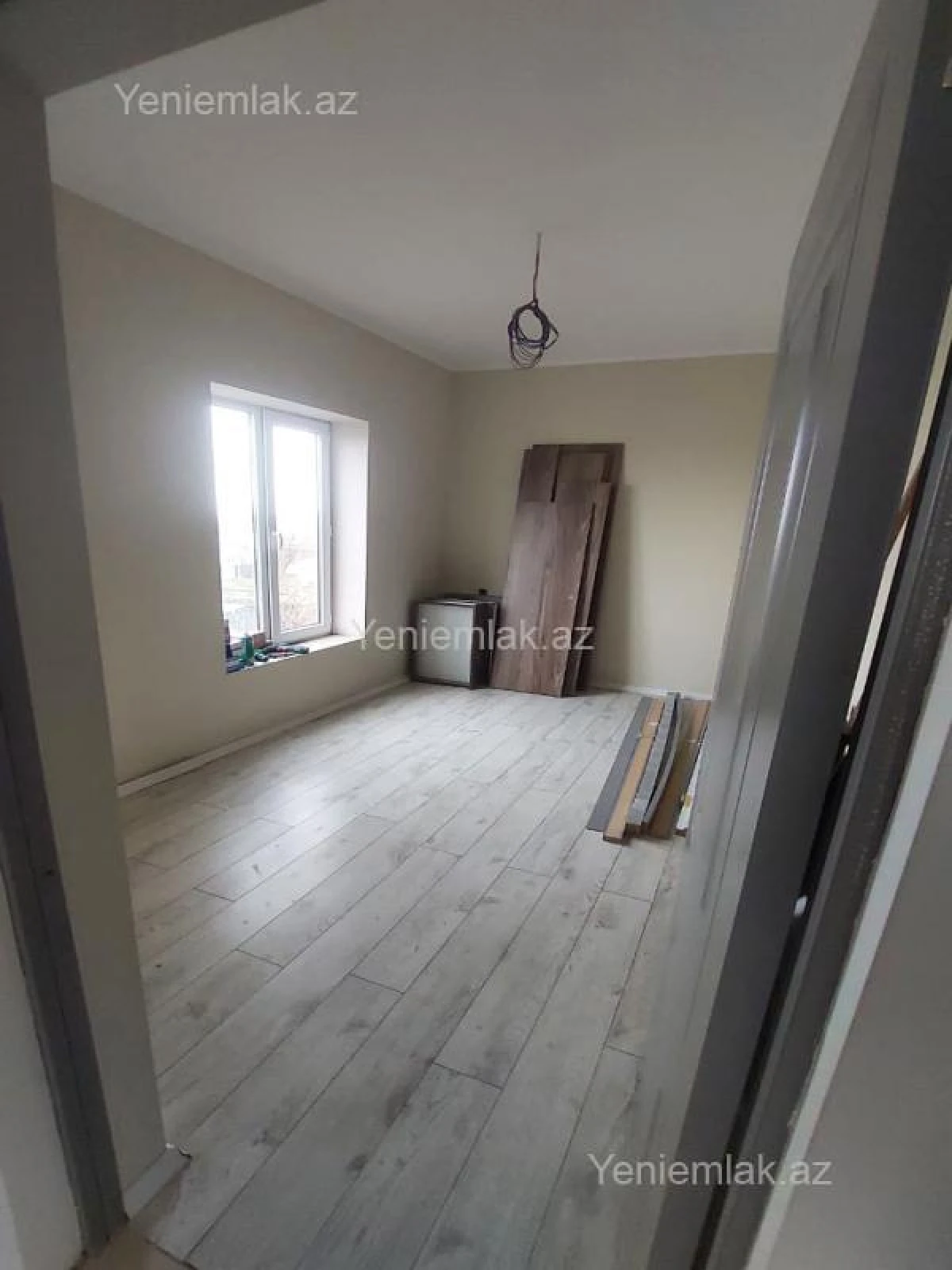 Satılır 4 otaqlı həyət evi 160 m²