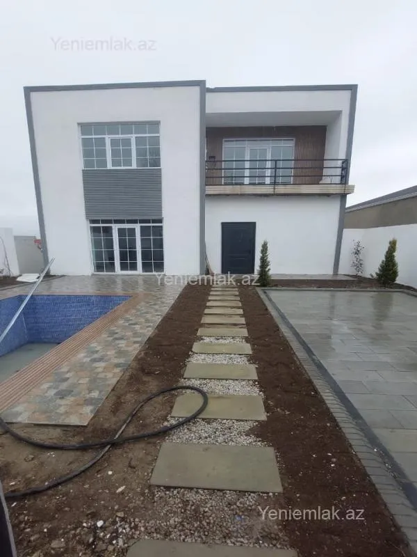 Satılır 4 otaqlı həyət evi 160 m²