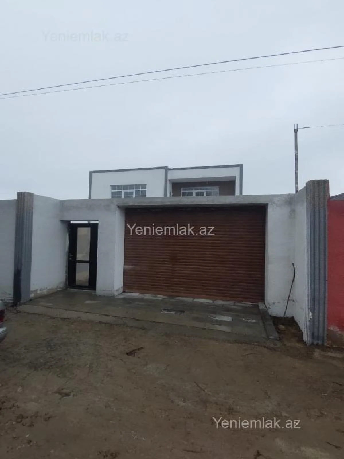 Satılır 4 otaqlı həyət evi 160 m²