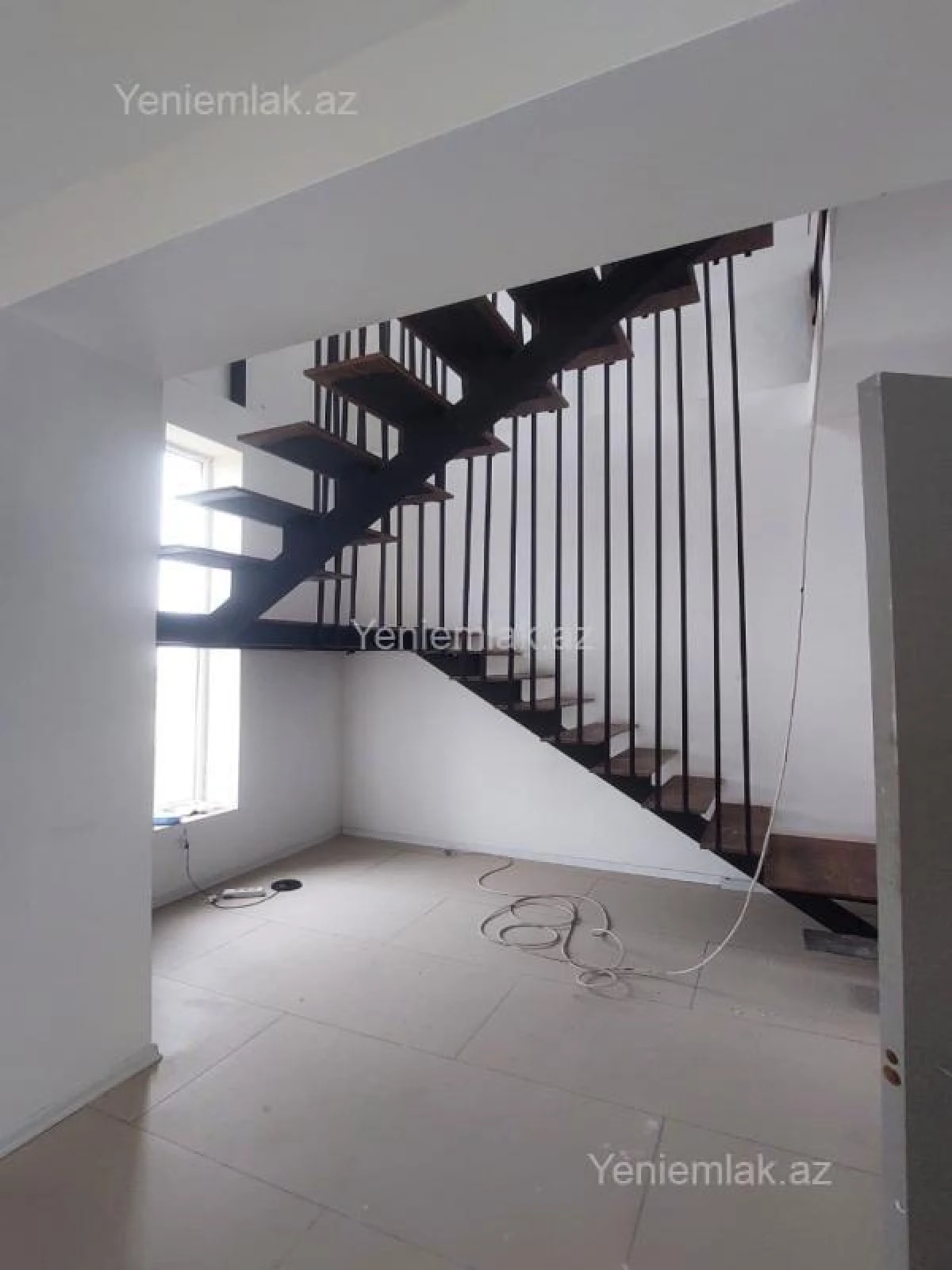 Satılır 4 otaqlı həyət evi 160 m²