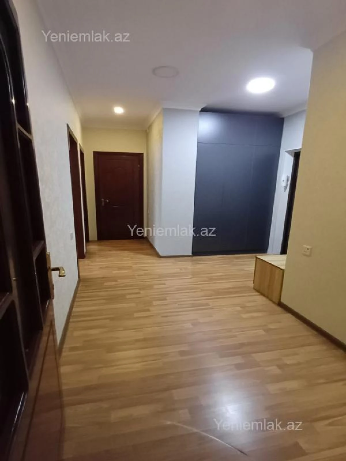 Satılır 2 otaqlı yeni tikili 81 m²
