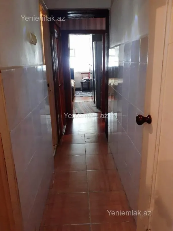 Satılır 3 otaqlı köhnə tikili 68 m²
