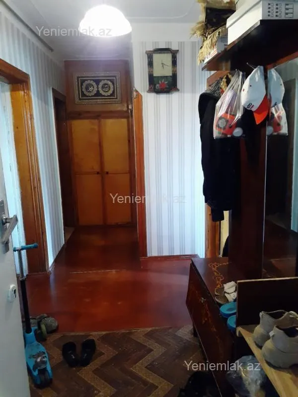 Satılır 3 otaqlı köhnə tikili 68 m²