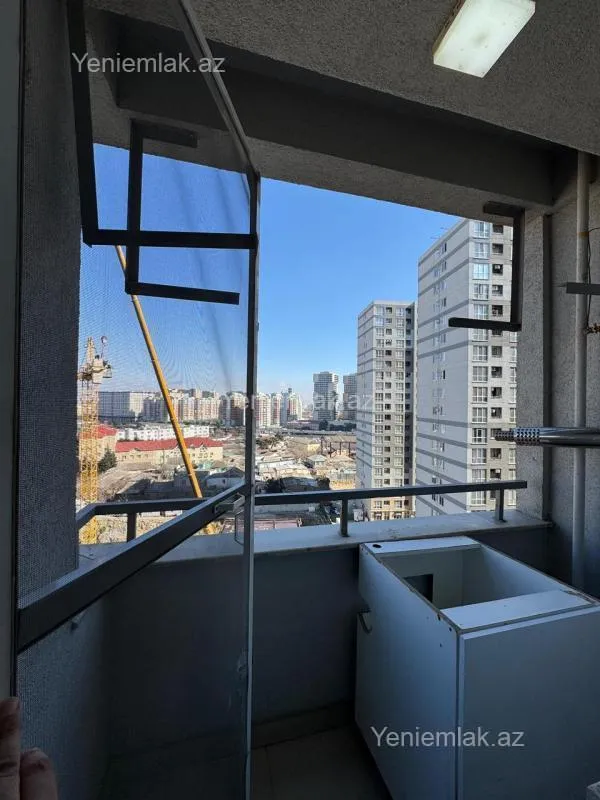 Satılır 3 otaqlı yeni tikili 75 m²