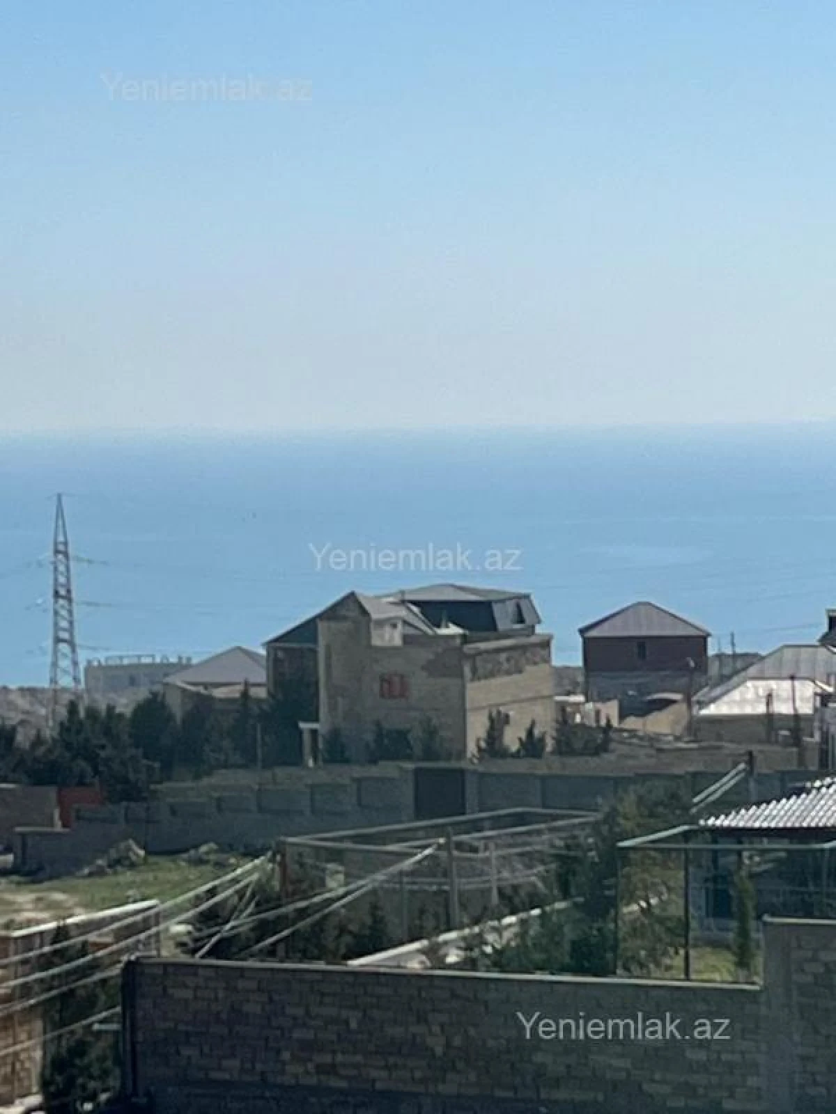 Satılır 5 otaqlı həyət evi 400 m²