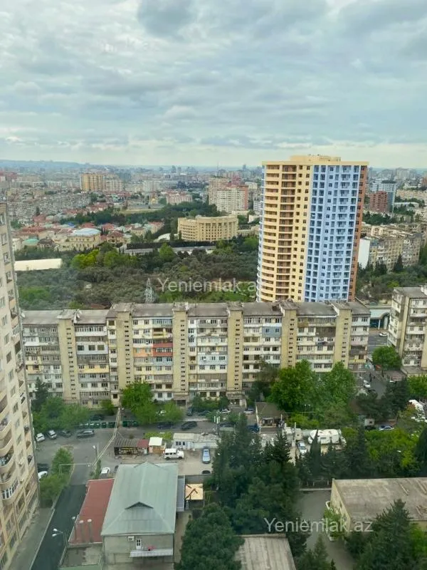 Satılır 3 otaqlı yeni tikili 75 m²