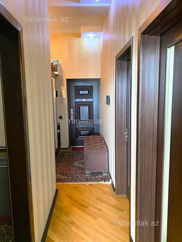 Satılır 3 otaqlı yeni tikili 75 m²