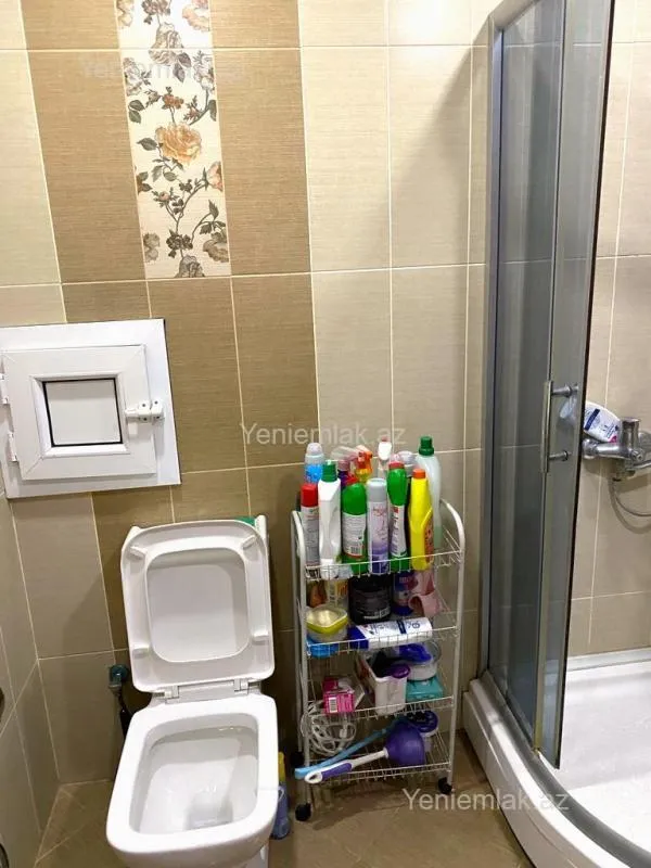 Satılır 3 otaqlı yeni tikili 75 m²