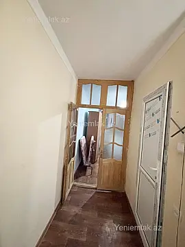 Satılır 2 otaqlı köhnə tikili 40 m²